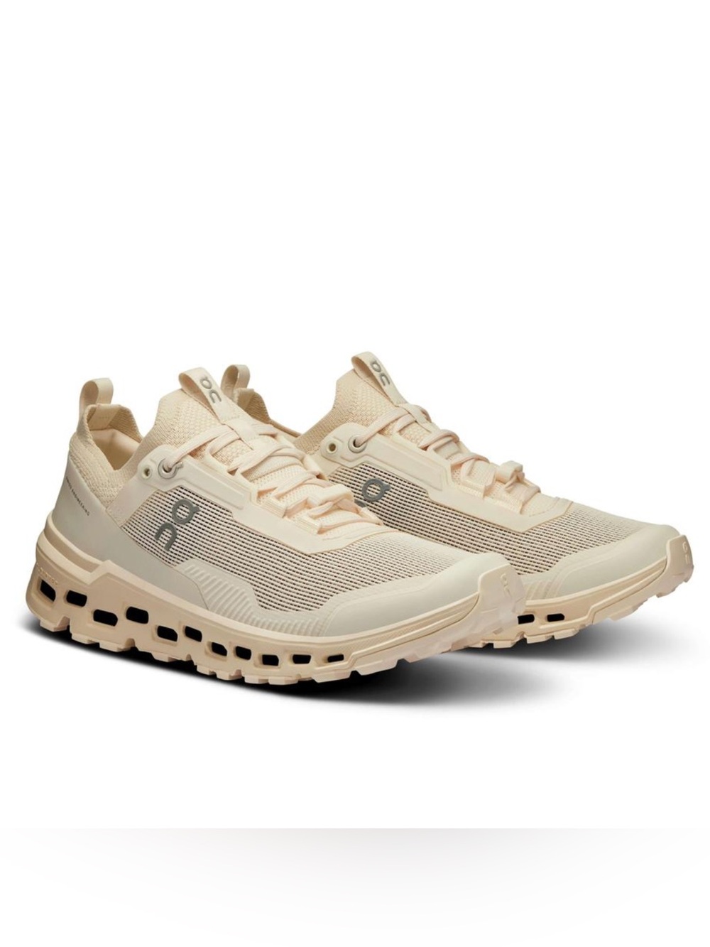 NWOB On women’s CloudUltra 2